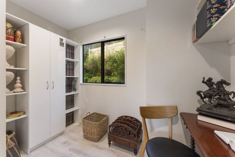 Photo of property in 136 Winara Avenue, Waikanae, 5036