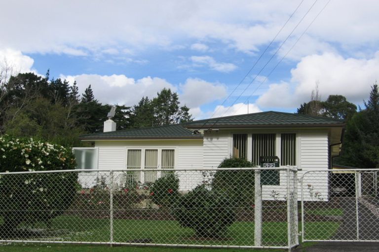 Photo of property in 522 West Coast Road, Oratia, Auckland, 0604
