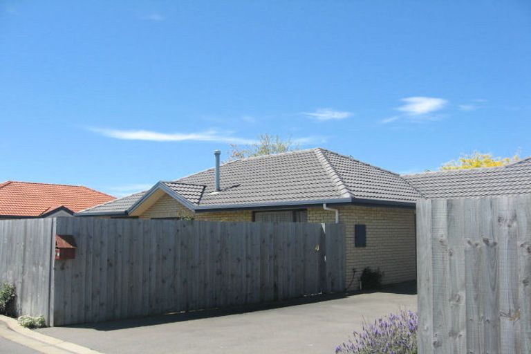Photo of property in 27a Cossar Street, Burwood, Christchurch, 8083