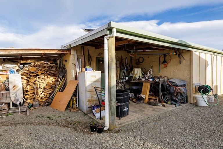 Photo of property in 2 Mill Road, Waimate, 7924