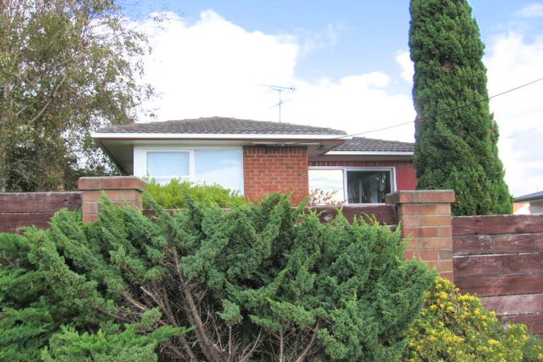 Photo of property in 760 East Coast Road, Oteha, Auckland, 0630