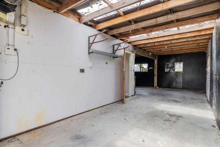 Photo of property in 6 Charles Cross Street, Longburn, Palmerston North, 4412