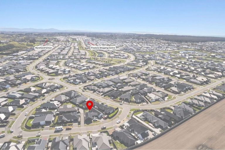 Photo of property in 15 Evelyn Crescent, Marshland, Christchurch, 8083