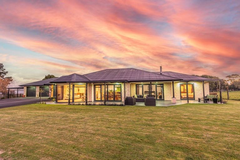 Photo of property in 298 No 2 Line, Okoia, Whanganui, 4572