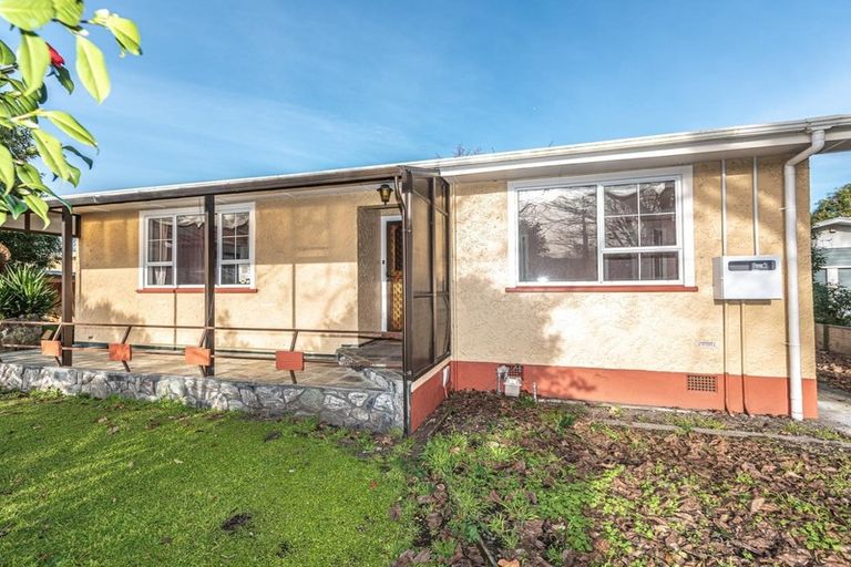 Photo of property in 2a Bute Place, Aramoho, Whanganui, 4500