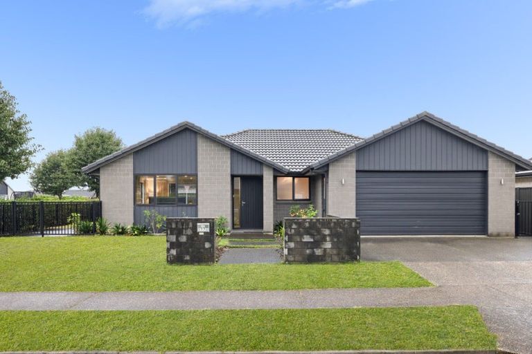 Photo of property in 17 Te Ranga Memorial Drive, Pyes Pa, Tauranga, 3112