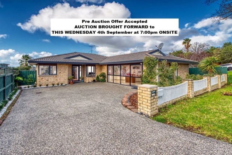 Photo of property in 3a Summerland Drive, Henderson, Auckland, 0612