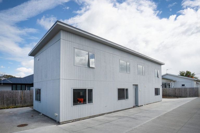 Photo of property in 15b Leeds Street, Milson, Palmerston North, 4414