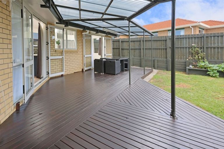 Photo of property in 26 Martin Jugum Lane, Ranui, Auckland, 0612