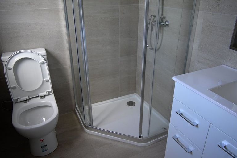 Photo of property in 9 Waterview Road, Favona, Auckland, 2024