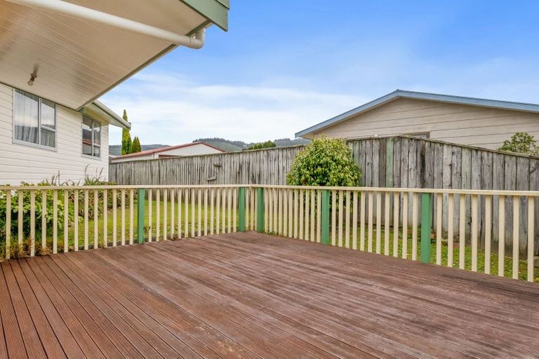 Photo of property in 106 Gemstone Drive, Birchville, Upper Hutt, 5018