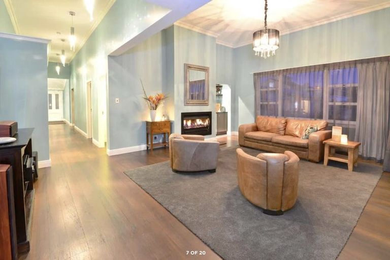 Photo of property in 1047 Whangaparaoa Road, Tindalls Beach, Whangaparaoa, 0930