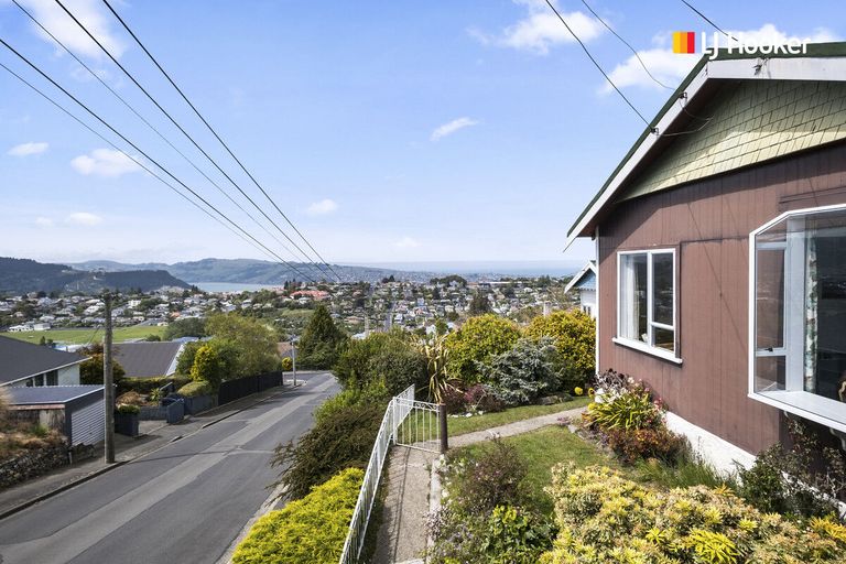 Photo of property in 111 Shetland Street, Wakari, Dunedin, 9010