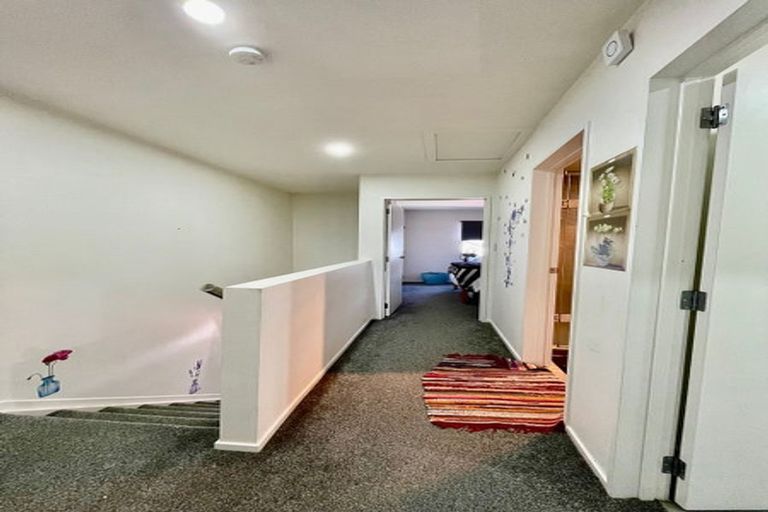 Photo of property in 15 Valour Lane, Papakura, 2110