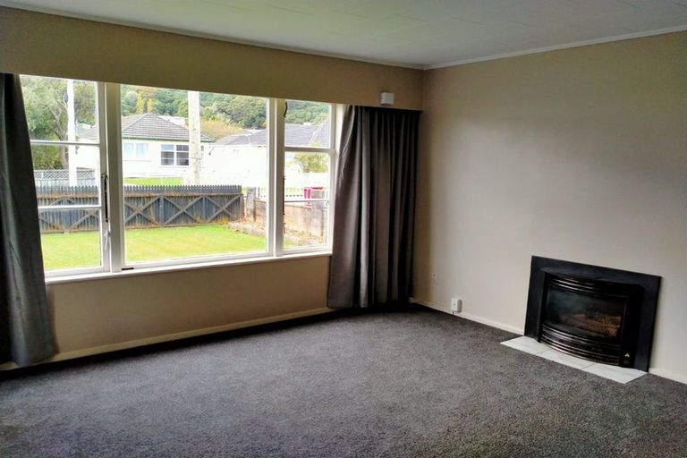 Photo of property in 51 Bull Avenue, Wainuiomata, Lower Hutt, 5014