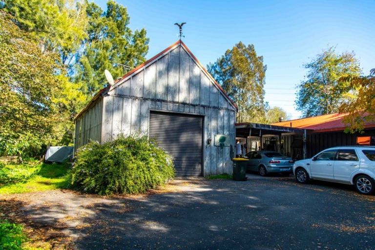 Photo of property in 1 Ranfurly Road, Alfriston, Auckland, 2105