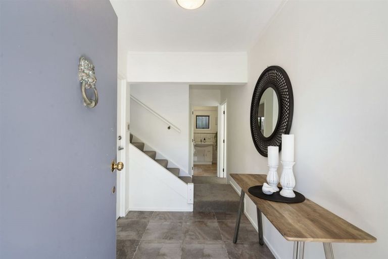 Photo of property in 154 Stapleford Crescent, Browns Bay, Auckland, 0630