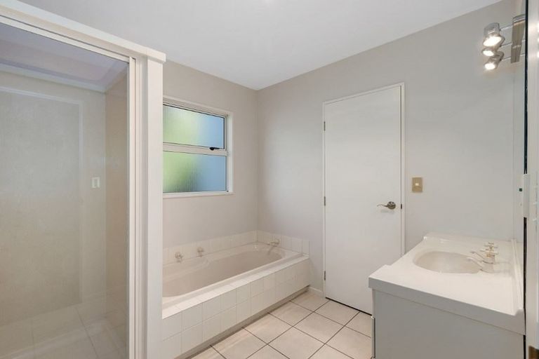 Photo of property in 3 Willow Dell, Westmorland, Christchurch, 8025