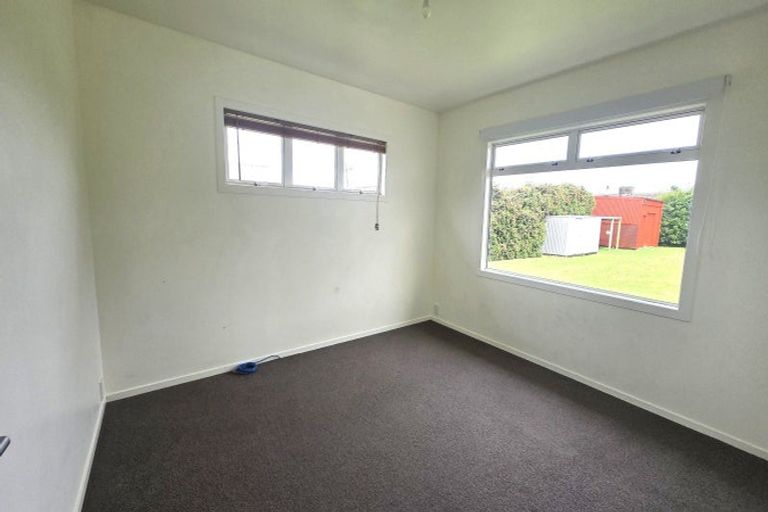 Photo of property in 66 Ihaia Road, Opunake, 4616