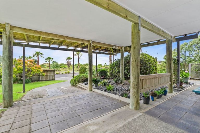 Photo of property in 84 Bream Bay Drive, Ruakaka, 0116