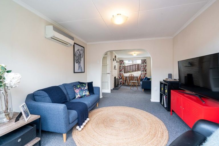 Photo of property in 92 Main South Road, Green Island, Dunedin, 9018