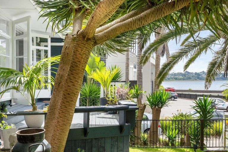 Photo of property in 142b Third Avenue, Tauranga, 3110