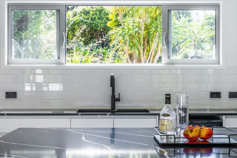 Photo of property in 120a Matipo Road, Te Atatu Peninsula, Auckland, 0610