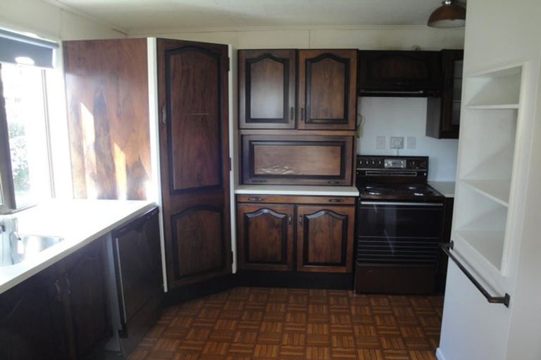 Photo of property in 76 Belvedere Avenue, Waikanae, 5036