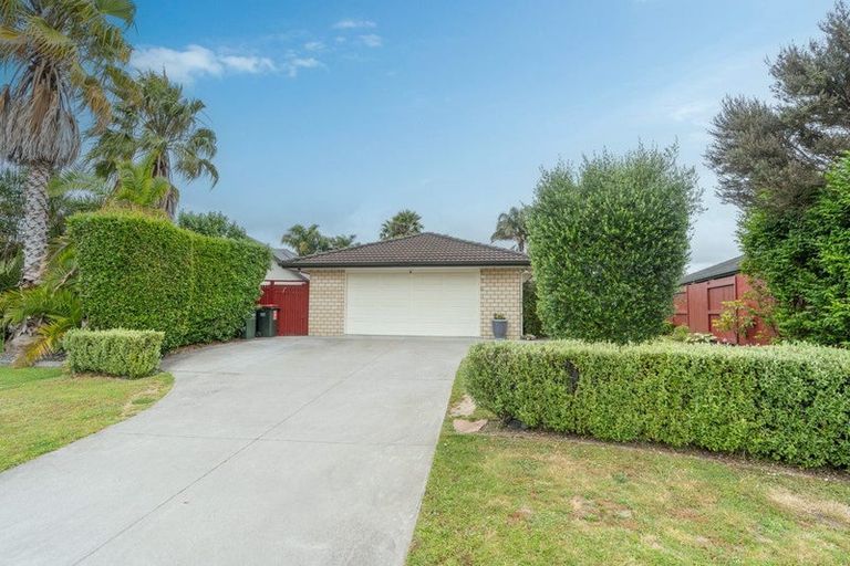 Photo of property in 38 Bramley Drive, Rototuna, Hamilton, 3210