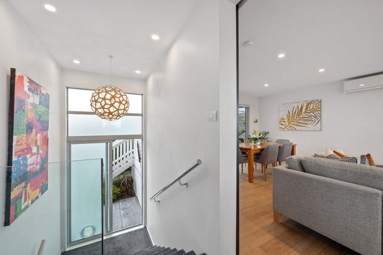 Photo of property in 13 Wilding Avenue, Northcote Point, Auckland, 0627
