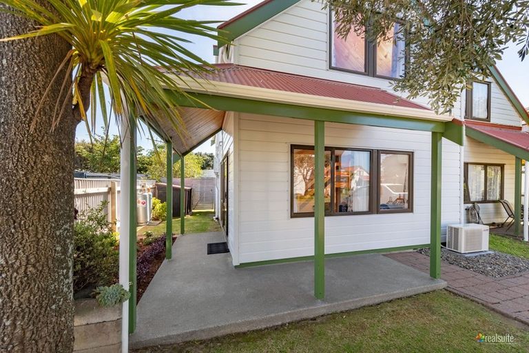 Photo of property in Princeton Gardens, 3/58 Cuba Street, Petone, Lower Hutt, 5012