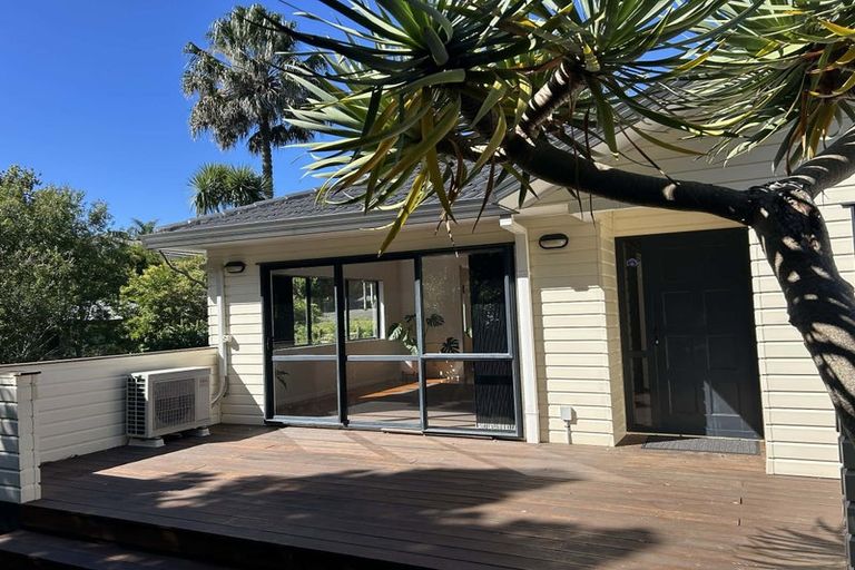 Photo of property in 3/18 Pleasant Road, Glen Eden, Auckland, 0602