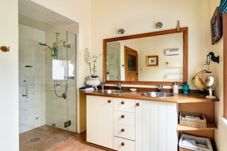 Photo of property in 1971 Moutere Highway, Upper Moutere, 7175