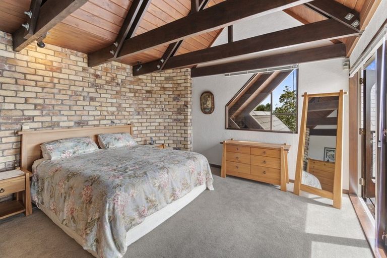 Photo of property in 19 Clyside Avenue, Half Moon Bay, Auckland, 2012