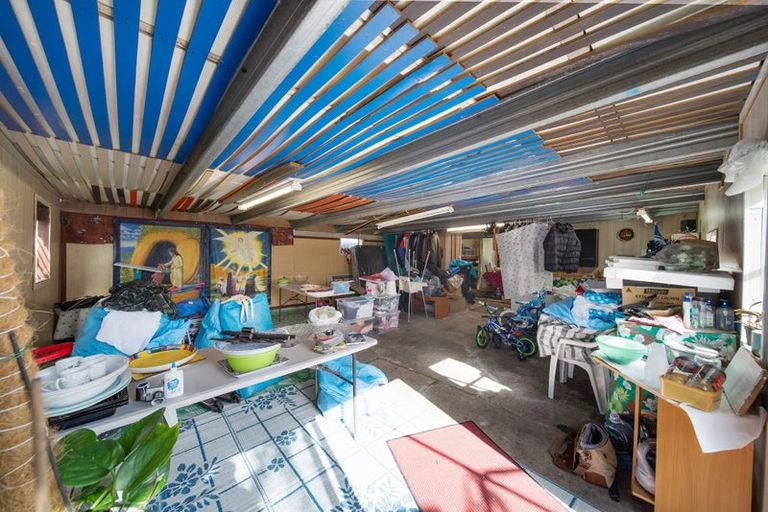 Photo of property in 28 Cottingham Crescent, Mangere East, Auckland, 2024