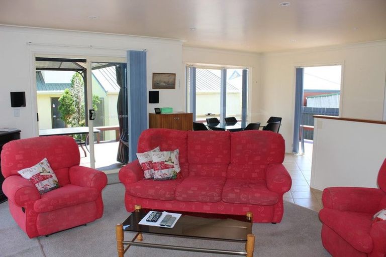 Photo of property in 106 Rimu Place, Matarangi, Whitianga, 3592