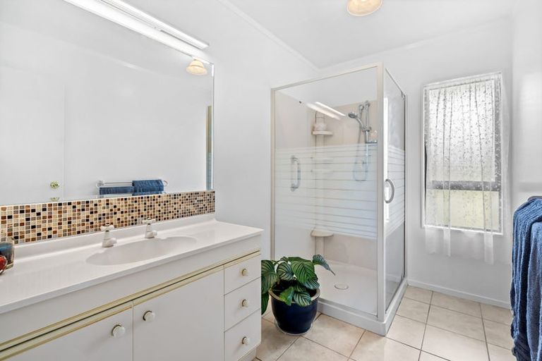 Photo of property in 29 Pataua Road North, Whareora, Whangarei, 0175