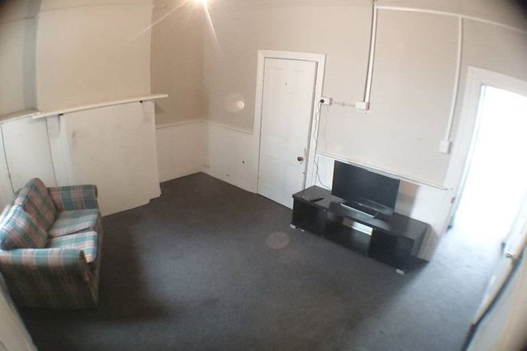 Photo of property in 587 Castle Street, North Dunedin, Dunedin, 9016