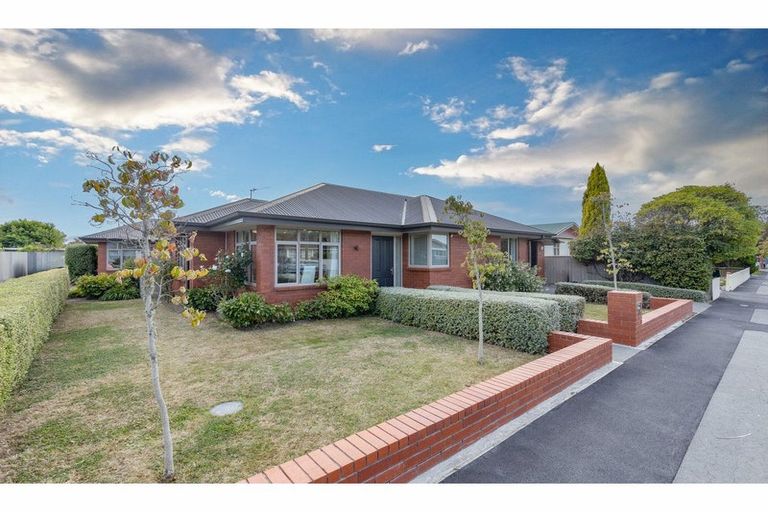 Photo of property in 1/36 Tuckers Road, Redwood, Christchurch, 8051