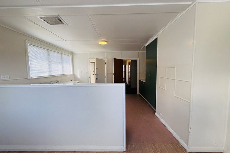 Photo of property in 11 Brentwood Avenue, Highbury, Palmerston North, 4412