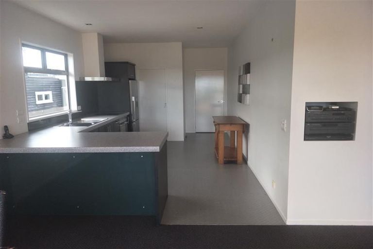 Photo of property in 292 Devon Street West, New Plymouth, 4310