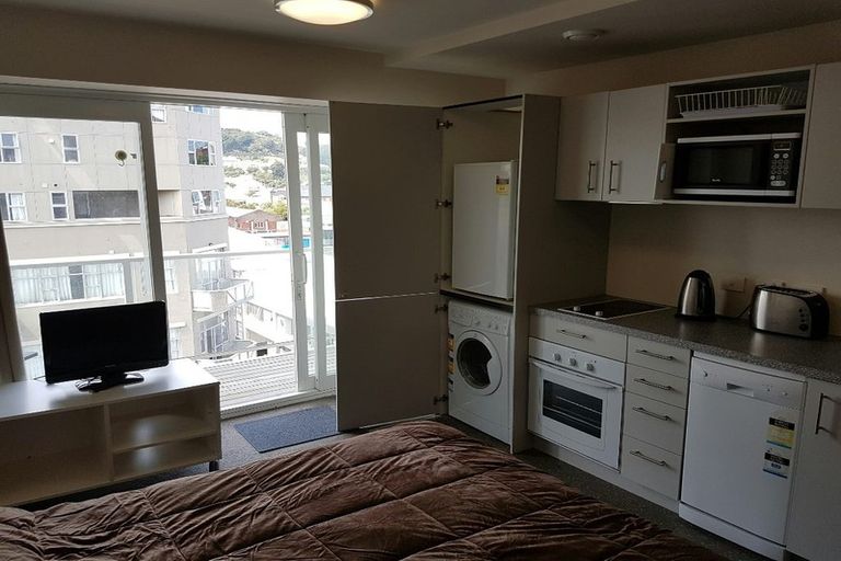 Photo of property in The Peak Apartments, 1001/170 Taranaki Street, Te Aro, Wellington, 6011