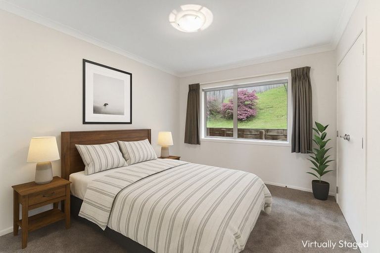 Photo of property in 11b Poneke Drive, Waikanae, 5036