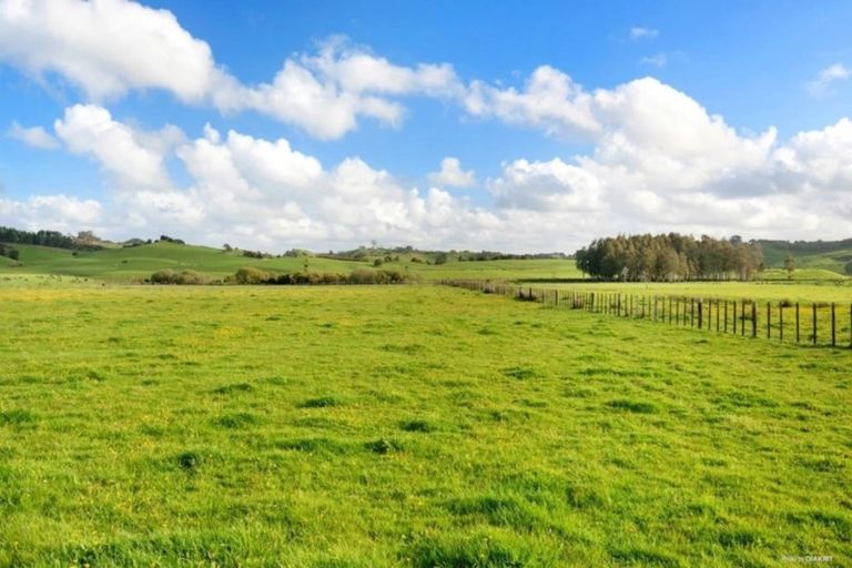 Photo of property in 90 Fleming Road, Pukekawa, Tuakau, 2696