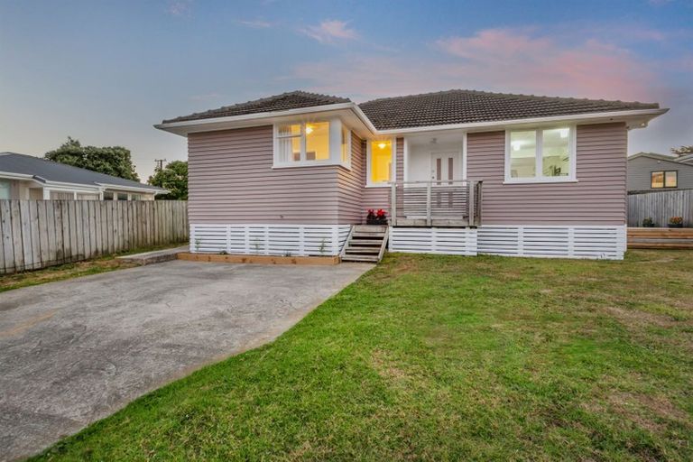 Photo of property in 2a Taupiri Crescent, Titahi Bay, Porirua, 5022