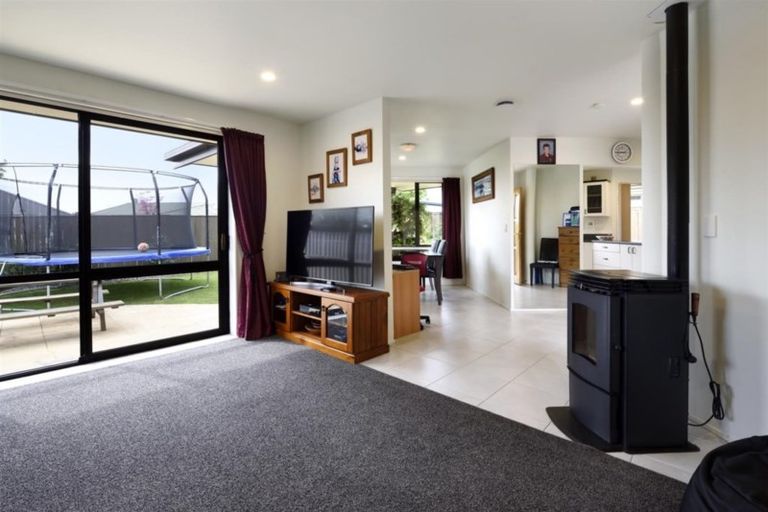 Photo of property in 18 Bremner Crescent, Stoke, Nelson, 7011