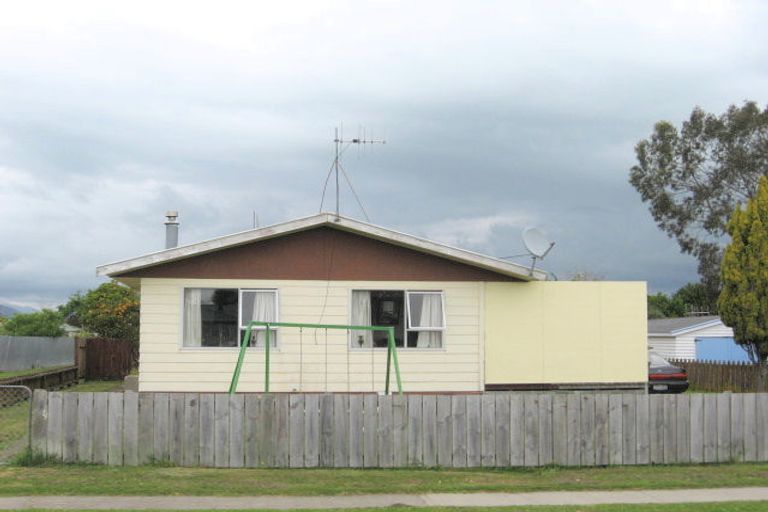 Photo of property in 136 Richard Street, Opotiki, 3122