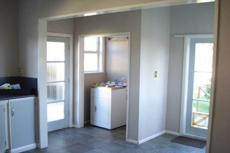 Photo of property in 23 Savage Crescent, West End, Palmerston North, 4412