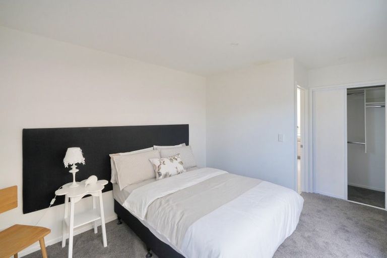 Photo of property in 64 Creyke Road, Ilam, Christchurch, 8041