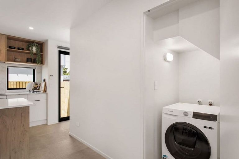 Photo of property in 2/80 Milton Street, Somerfield, Christchurch, 8024